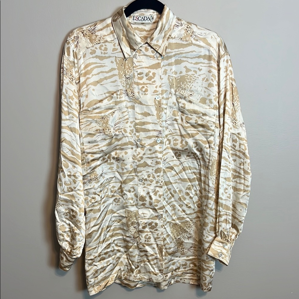 RARE Escada Tan Cream Jaguar Patterned Button Down Long Sleeve Silk Shirt Sz 38